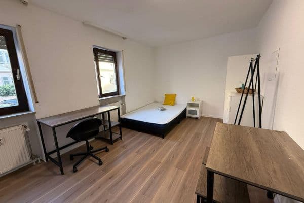 Prenájom bytu 1-izbový 23 m², Erlangen, Bavorsko Prenájom bytu 1-izbový 23 m², Erlangen, Bavorsko