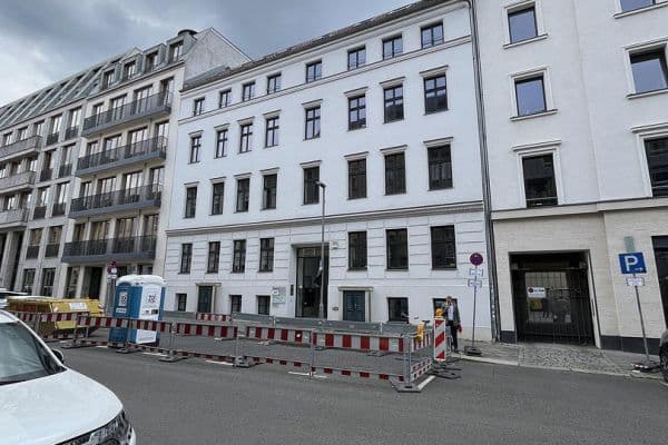 Prenájom kancelárie 83 m², Schumannstraße 5, Berlin-Mitte, Berlín Prenájom kancelárie 83 m², Schumannstraße 5, Berlin-Mitte, Berlín