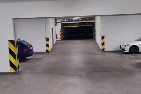Predaj garáže 14 m², Merhoutova, Praha Predaj garáže 14 m², Merhoutova, Praha