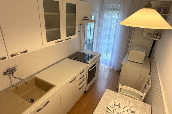 Prenájom bytu 2-izbový 46 m², Astrová, Ružinov Prenájom bytu 2-izbový 46 m², Astrová, Ružinov