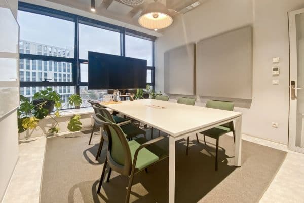 Prenájom kancelárie 60 m², Mlynské nivy, Ružinov, Bratislavský kraj Prenájom kancelárie 60 m², Mlynské nivy, Ružinov, Bratislavský kraj