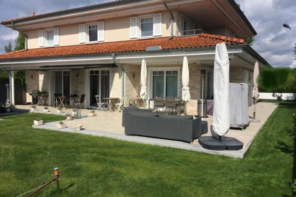 Predaj domu 260 m², pozemek 711 m², Reinbek Predaj domu 260 m², pozemek 711 m², Reinbek