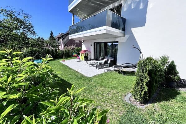 Prenájom bytu 3-izbový 98 m², Detmold Prenájom bytu 3-izbový 98 m², Detmold