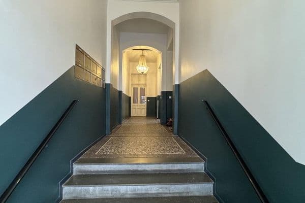 Prenájom bytu 3-izbový 84 m², Mannehim, Bádensko-Wurttembersko Prenájom bytu 3-izbový 84 m², Mannehim, Bádensko-Wurttembersko