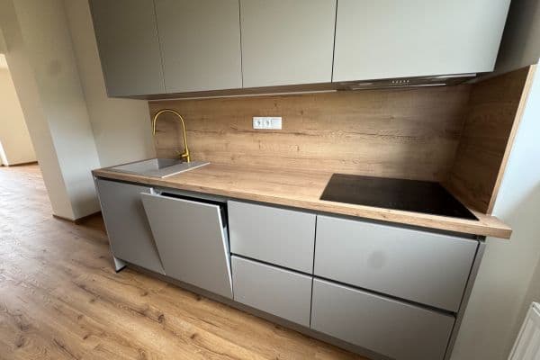 Predaj bytu 2-izbový 54 m², Čihákova, Praha Predaj bytu 2-izbový 54 m², Čihákova, Praha