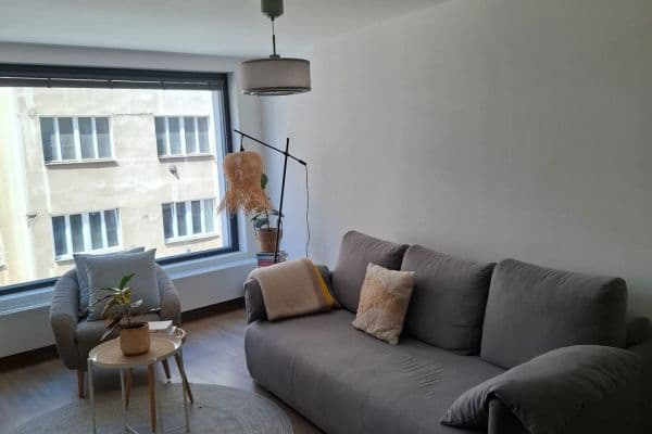 Prenájom bytu 2-izbový 48 m², U Libeňského pivovaru, Praha Prenájom bytu 2-izbový 48 m², U Libeňského pivovaru, Praha
