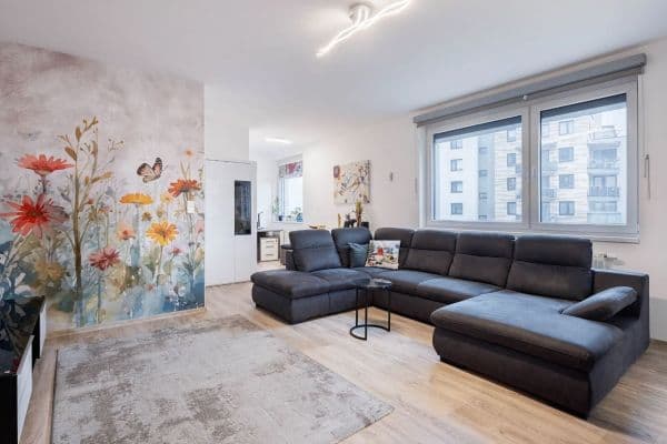 Predaj bytu 4-izbový 120 m², Padovská, Praha Predaj bytu 4-izbový 120 m², Padovská, Praha