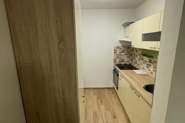 Prenájom bytu 2-izbový 45 m², K vodárně, Čerčany Prenájom bytu 2-izbový 45 m², K vodárně, Čerčany