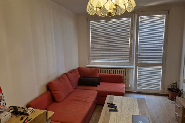 Prenájom bytu 2-izbový 45 m², Chabařovická, Praha Prenájom bytu 2-izbový 45 m², Chabařovická, Praha