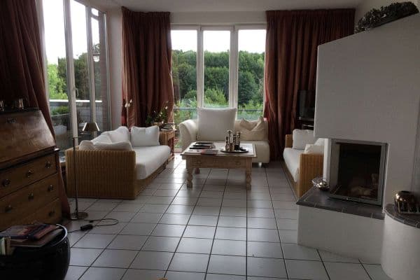 Prenájom bytu 3-izbový 115 m², Holzer Weg 41c, Leverkusen Prenájom bytu 3-izbový 115 m², Holzer Weg 41c, Leverkusen
