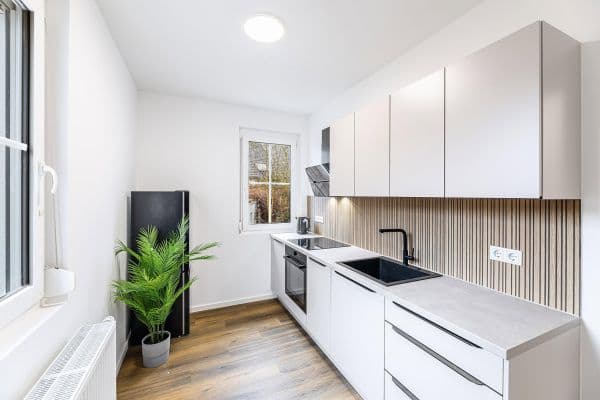 Prenájom bytu 2-izbový 60 m², Moritzbergstraße 32, Nürnberg Prenájom bytu 2-izbový 60 m², Moritzbergstraße 32, Nürnberg