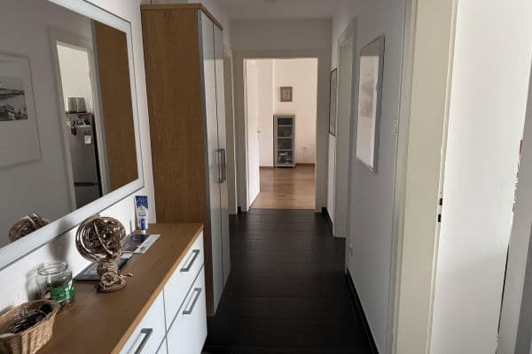 Prenájom bytu 3-izbový 65 m², Mannheim Prenájom bytu 3-izbový 65 m², Mannheim