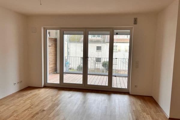 Prenájom bytu 3-izbový 81 m², Eschollbrücker Str. 8, Darmstadt Prenájom bytu 3-izbový 81 m², Eschollbrücker Str. 8, Darmstadt