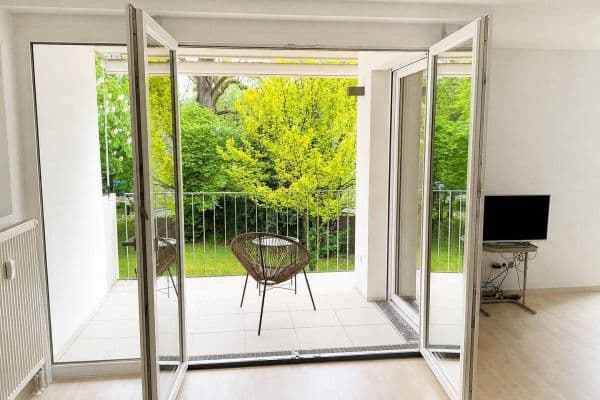 Prenájom bytu 2-izbový 75 m², Nürtingen Prenájom bytu 2-izbový 75 m², Nürtingen