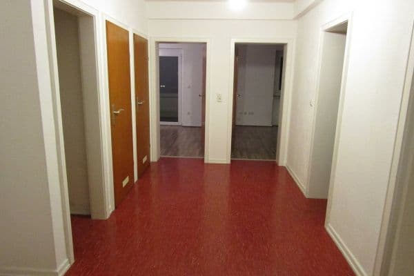 Prenájom bytu 3-izbový 91 m², Gießen Prenájom bytu 3-izbový 91 m², Gießen