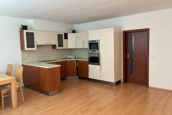 Prenájom bytu 3-izbový 77 m², Sedláčkova, Brno Prenájom bytu 3-izbový 77 m², Sedláčkova, Brno