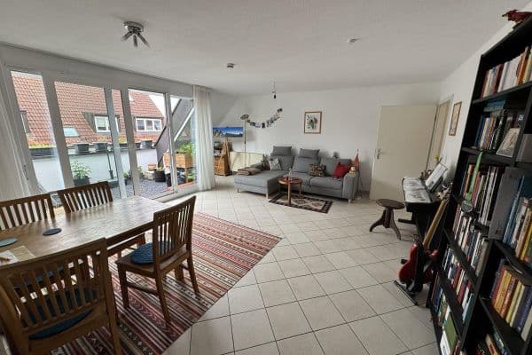 Prenájom bytu 3-izbový 84 m², Leinfelden-echterdingen Prenájom bytu 3-izbový 84 m², Leinfelden-echterdingen