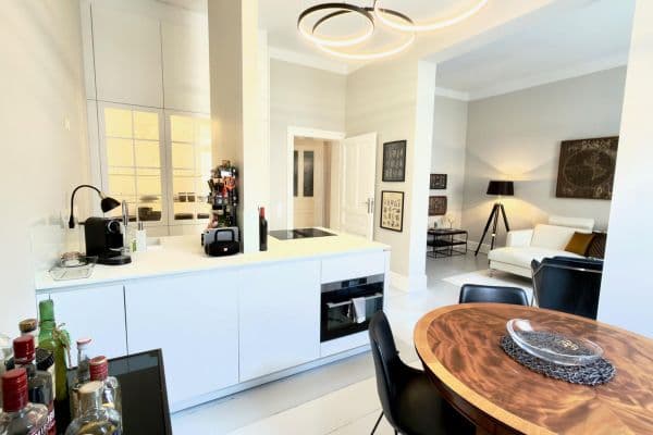 Predaj bytu 2-izbový 54 m², Frankfurt, Hesensko Predaj bytu 2-izbový 54 m², Frankfurt, Hesensko