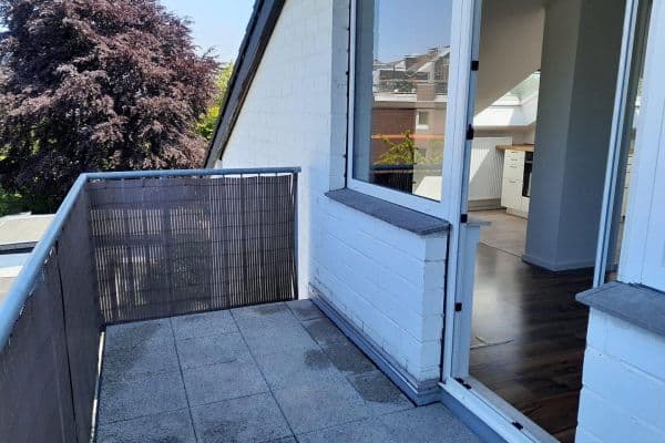 Prenájom bytu 1-izbový 41 m², Aachen, Severné Porýnie - Westfálsko Prenájom bytu 1-izbový 41 m², Aachen, Severné Porýnie - Westfálsko