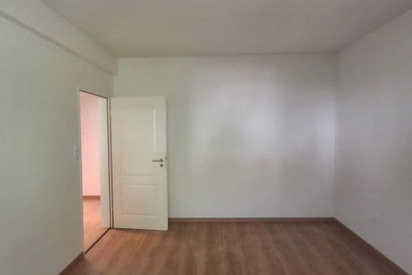 Prenájom bytu 15 m², Rollnerstraße 40, Nürnberg Prenájom bytu 15 m², Rollnerstraße 40, Nürnberg