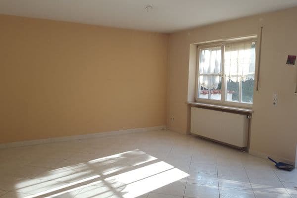 Predaj domu 135 m², pozemek 256 m², Zugspitzstraße, Dasing Predaj domu 135 m², pozemek 256 m², Zugspitzstraße, Dasing