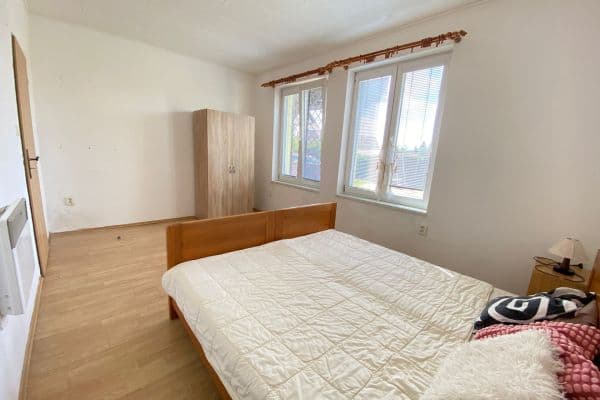 Prenájom bytu 2-izbový 38 m², Suchý Prenájom bytu 2-izbový 38 m², Suchý