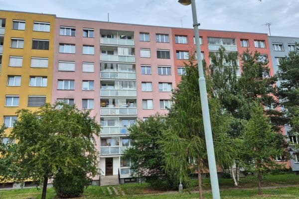Predaj bytu 3-izbový 62 m², Papírníkova, Praha Predaj bytu 3-izbový 62 m², Papírníkova, Praha