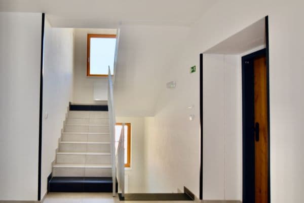Predaj bytu 2-izbový 61 m², Na Neklance, Praha Predaj bytu 2-izbový 61 m², Na Neklance, Praha
