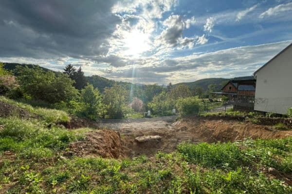 Predaj pozemku 642 m², K Zámku, Hlásná Třebaň Predaj pozemku 642 m², K Zámku, Hlásná Třebaň