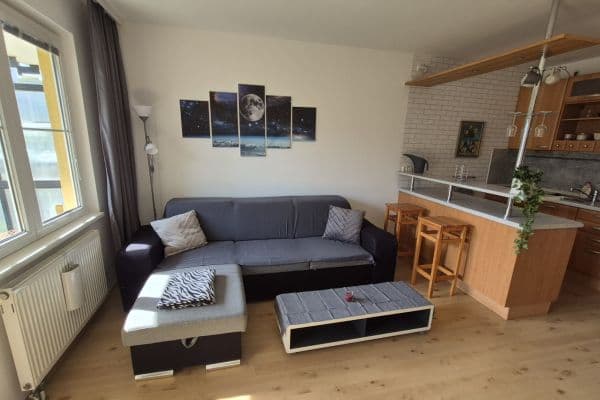 Prenájom bytu 2-izbový 48 m², 17. listopadu, Mladá Boleslav, Středočeský kraj Prenájom bytu 2-izbový 48 m², 17. listopadu, Mladá Boleslav, Středočeský kraj