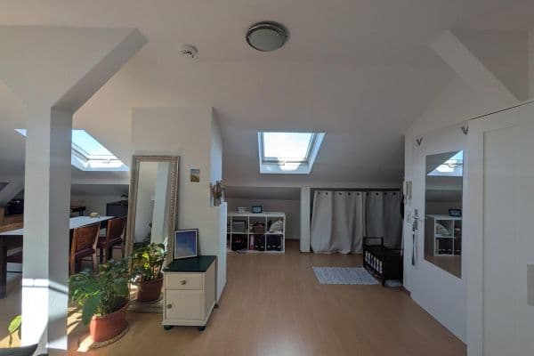 Prenájom bytu 1-izbový 45 m², Friedberger Landstraße 85, Frankfurt am Main, Hesensko Prenájom bytu 1-izbový 45 m², Friedberger Landstraße 85, Frankfurt am Main, Hesensko