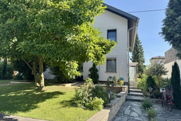 Predaj domu 297 m², pozemek 627 m², Graben-Neudorf Predaj domu 297 m², pozemek 627 m², Graben-Neudorf