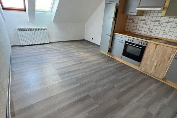 Prenájom bytu 2-izbový 70 m², Ziegeleiweg 1, Obernkirchen Prenájom bytu 2-izbový 70 m², Ziegeleiweg 1, Obernkirchen
