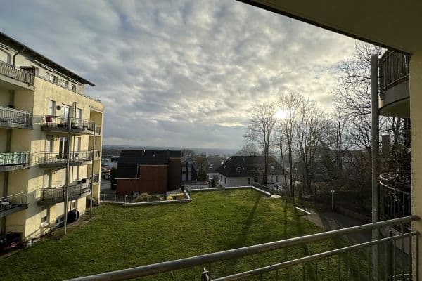 Prenájom bytu 2-izbový 64 m², Königstr. 41, Remscheid Prenájom bytu 2-izbový 64 m², Königstr. 41, Remscheid