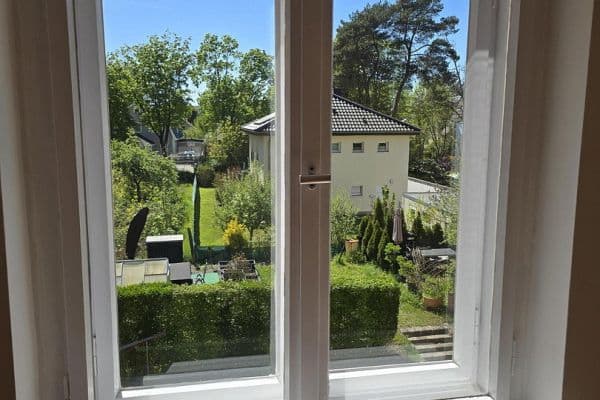 Prenájom bytu 4-izbový 114 m², Gerhart-Hauptmann-Straße 43/45, Teltow Prenájom bytu 4-izbový 114 m², Gerhart-Hauptmann-Straße 43/45, Teltow