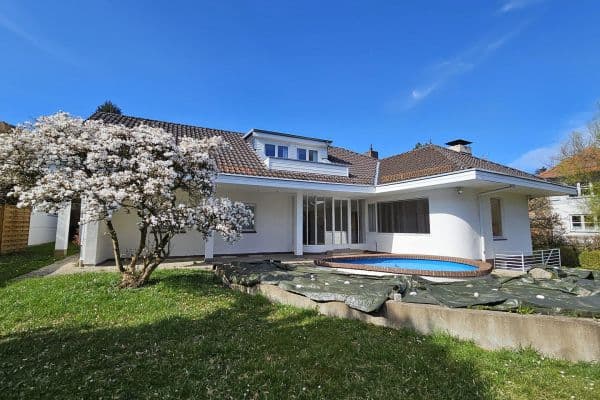 Predaj domu 209 m², pozemok 797 m², Kassel Predaj domu 209 m², pozemok 797 m², Kassel