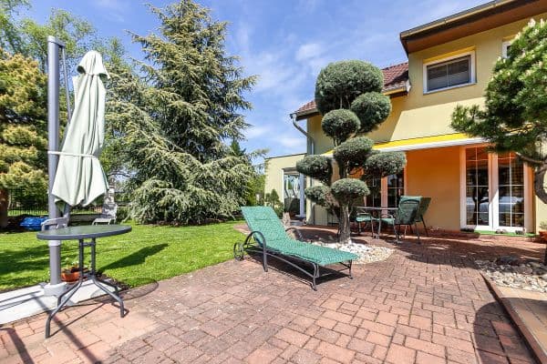 Predaj domu 270 m², pozemek 598 m², K Remízku, Vestec Predaj domu 270 m², pozemek 598 m², K Remízku, Vestec
