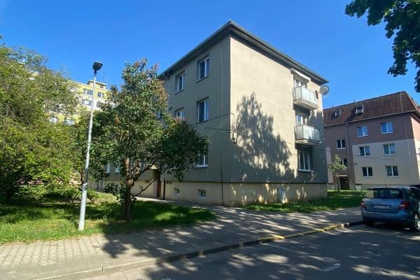 Prenájom bytu 2-izbový 50 m², Wolkerova, Lovosice Prenájom bytu 2-izbový 50 m², Wolkerova, Lovosice