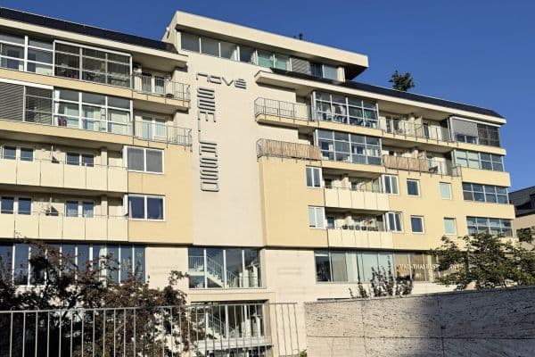 Prenájom bytu 3-izbový 120 m², Palackého třída, Brno Prenájom bytu 3-izbový 120 m², Palackého třída, Brno