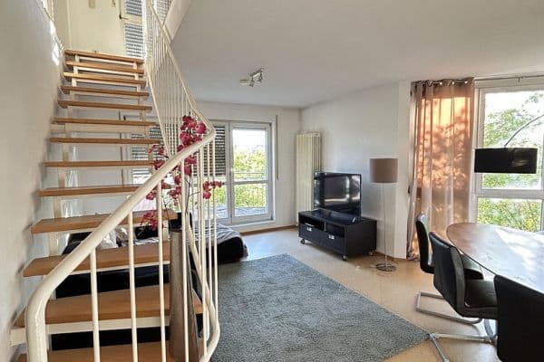 Prenájom bytu 2-izbový 81 m², Erlangen Prenájom bytu 2-izbový 81 m², Erlangen