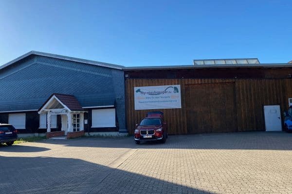 Prenájom nebytového priestoru 960 m², Neuer Weg 2, Henstedt-Ulzburg Prenájom nebytového priestoru 960 m², Neuer Weg 2, Henstedt-Ulzburg