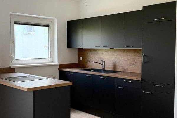 Prenájom bytu 2-izbový 55 m², bank99 19, Mödling Prenájom bytu 2-izbový 55 m², bank99 19, Mödling