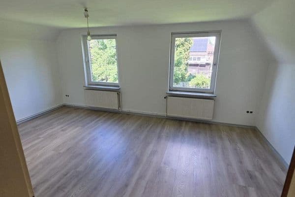 Prenájom bytu 2-izbový 50 m², Hauptstr. 34, Helmstedt, Dolné Sasko Prenájom bytu 2-izbový 50 m², Hauptstr. 34, Helmstedt, Dolné Sasko
