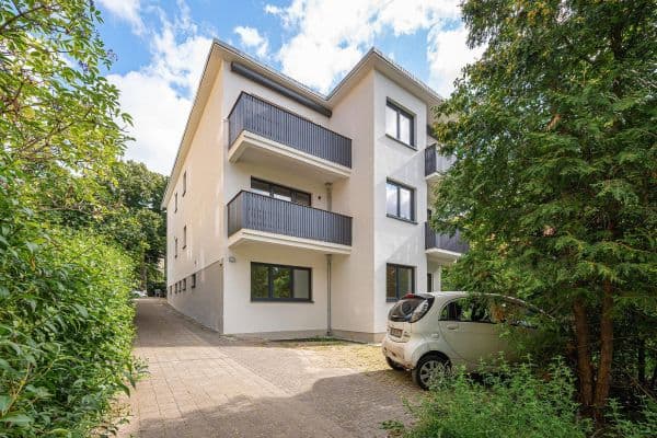 Predaj bytu 2-izbový 62 m², Leydenallee 37, Berlin, Berlín Predaj bytu 2-izbový 62 m², Leydenallee 37, Berlin, Berlín