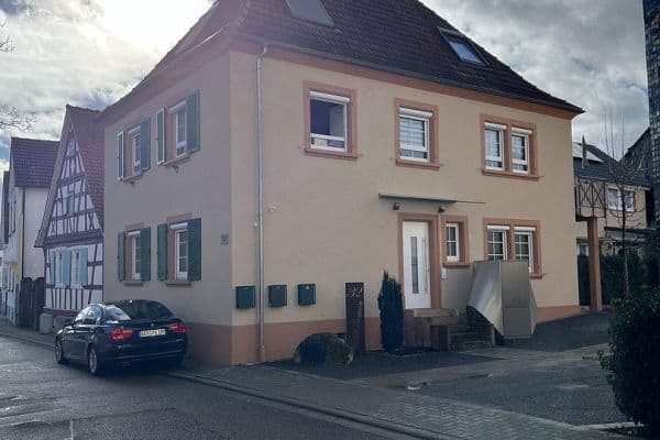 Prenájom bytu 5-izbový 128 m², Dorfbrunnenstraße 32, Wörth am Rhein (Büchelberg) Prenájom bytu 5-izbový 128 m², Dorfbrunnenstraße 32, Wörth am Rhein (Büchelberg)