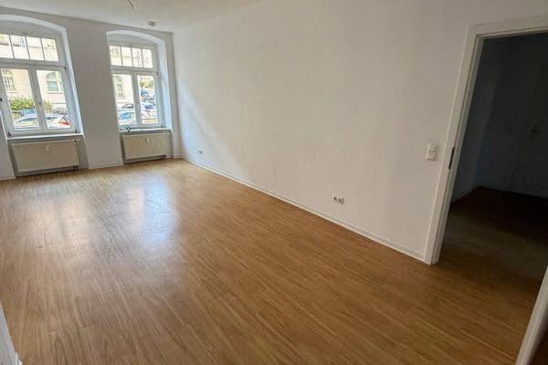 Prenájom bytu 2-izbový 62 m², Leonhardtstraße 32, Chemnitz, Sasko Prenájom bytu 2-izbový 62 m², Leonhardtstraße 32, Chemnitz, Sasko