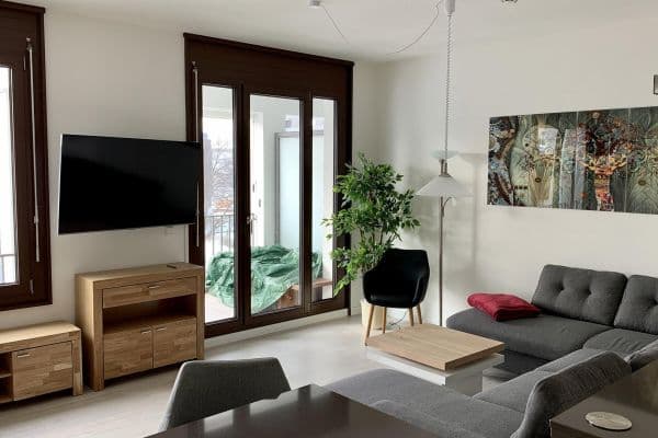 Prenájom bytu 2-izbový 57 m², Berlin, Berlín Prenájom bytu 2-izbový 57 m², Berlin, Berlín