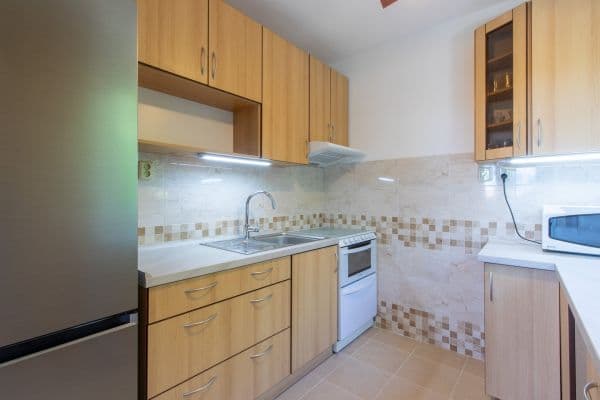 Prenájom bytu 4-izbový 68 m², Krakovská, Kralupy nad Vltavou Prenájom bytu 4-izbový 68 m², Krakovská, Kralupy nad Vltavou