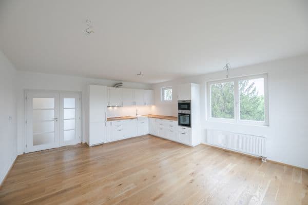 Predaj bytu 3-izbový 85 m², Tetínská, Praha Predaj bytu 3-izbový 85 m², Tetínská, Praha