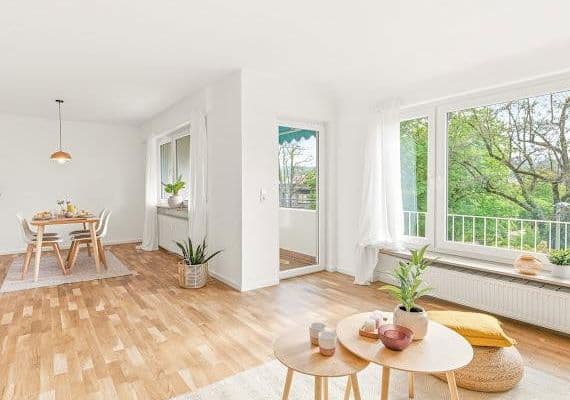 Prenájom bytu 3-izbový 77 m², Obertürkheim Prenájom bytu 3-izbový 77 m², Obertürkheim